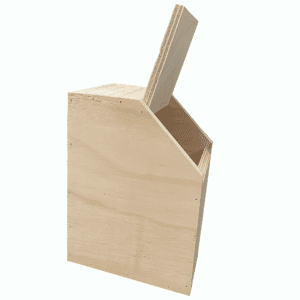Lovebird breeding box sloped 2